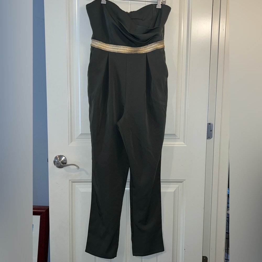 Sz L olive green w/gold strapless jumpsuit, Pockets, mustard seed brand NWT